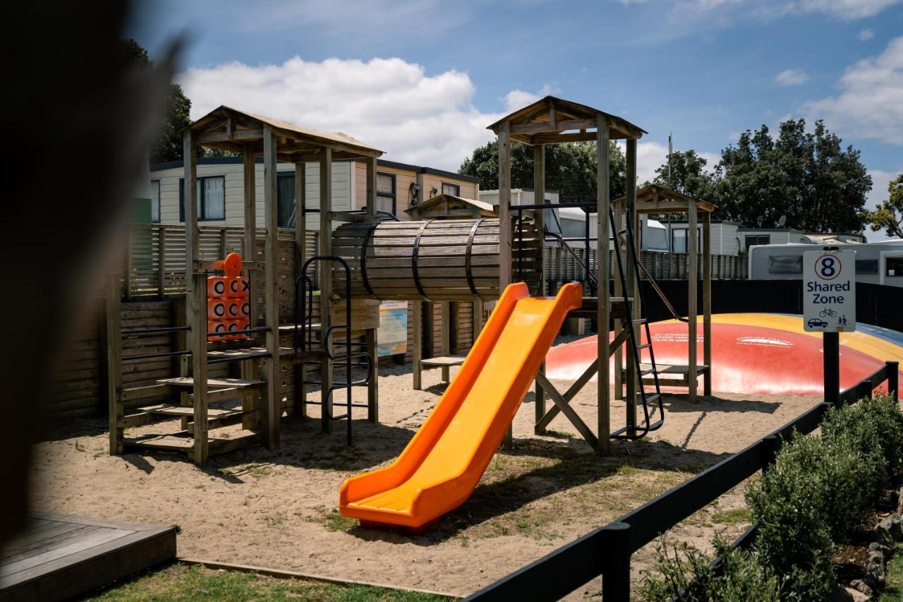 Bowentown Beach Holiday Park Вайхі Екстер'єр фото